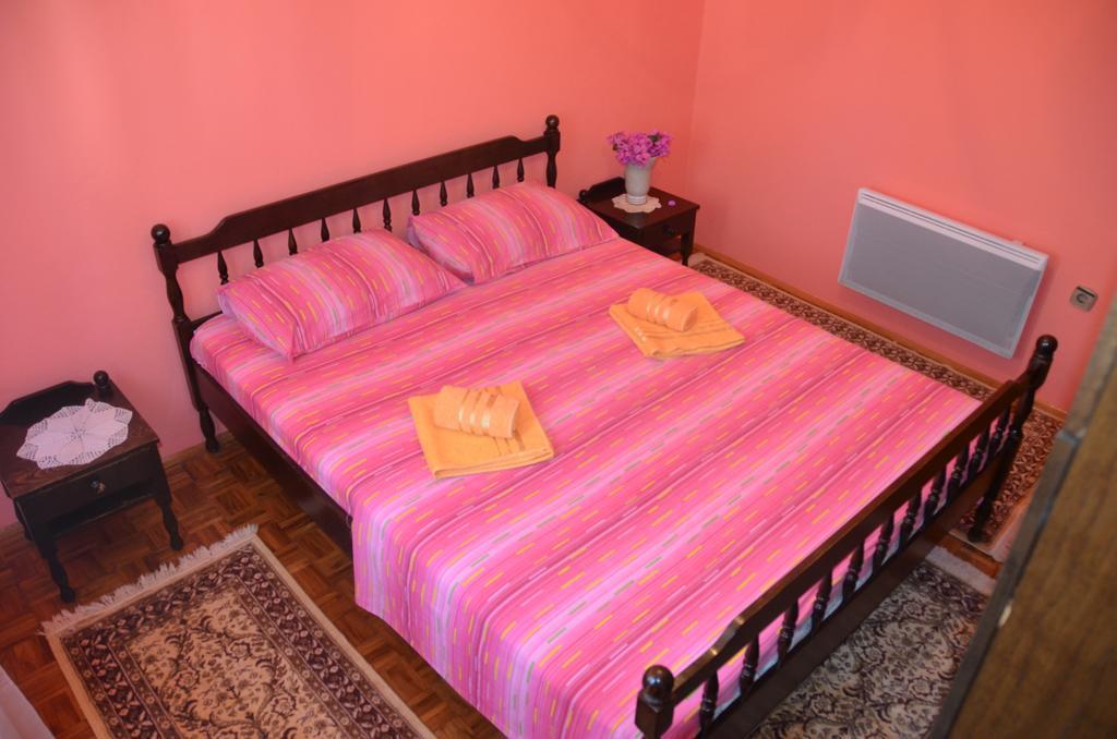 Apartment Dragovic Ulcinj Bagian luar foto